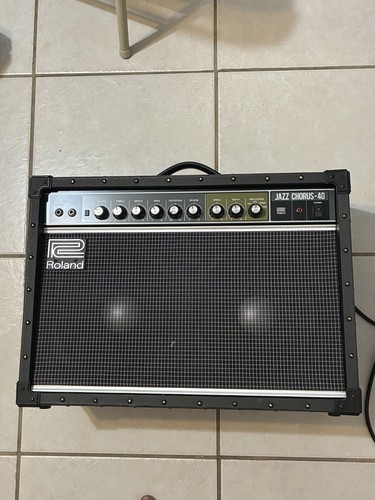 Roland jazz chorus - jc-40,
